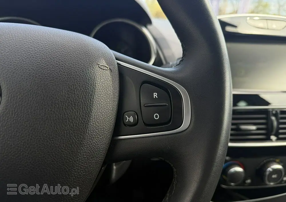 RENAULT Clio 0.9 Energy TCe Zen