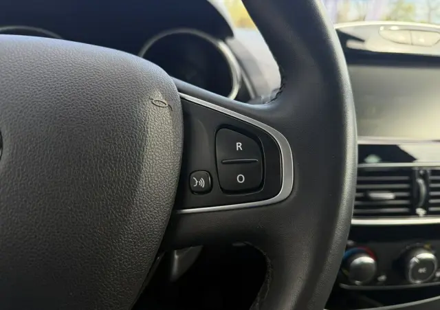 RENAULT Clio 0.9 Energy TCe Zen