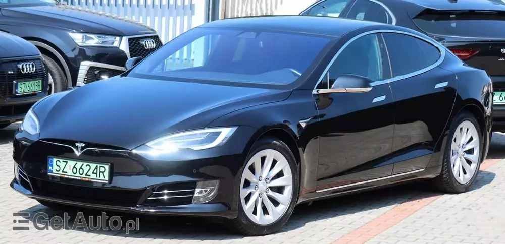 TESLA Model S Long Range Plus