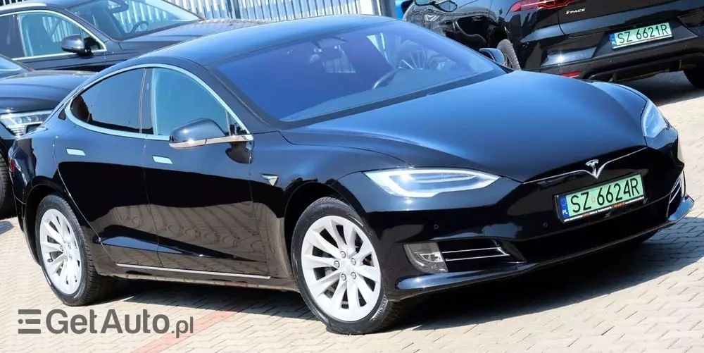 TESLA Model S Long Range Plus