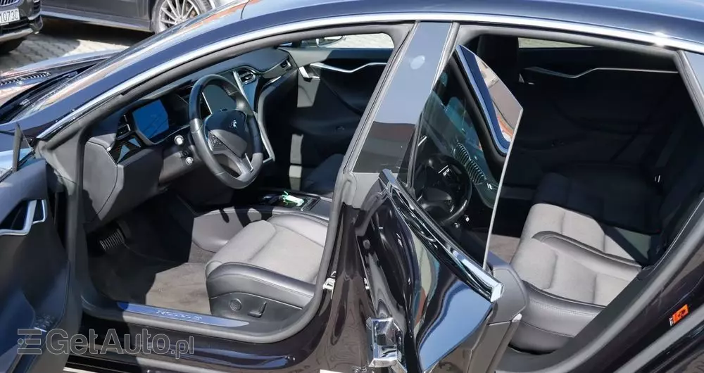 TESLA Model S Long Range Plus
