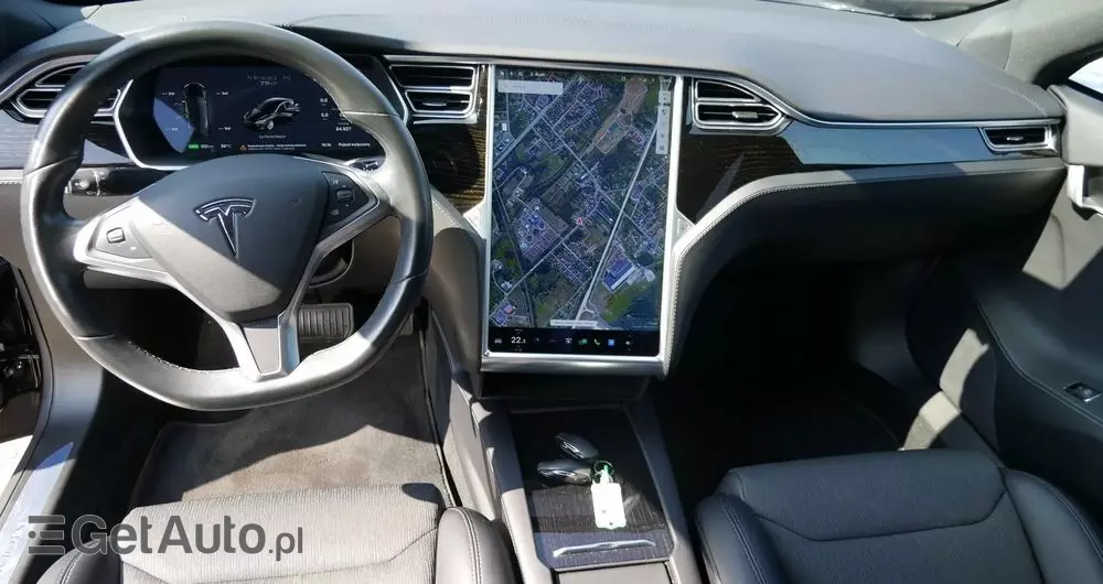 TESLA Model S Long Range Plus