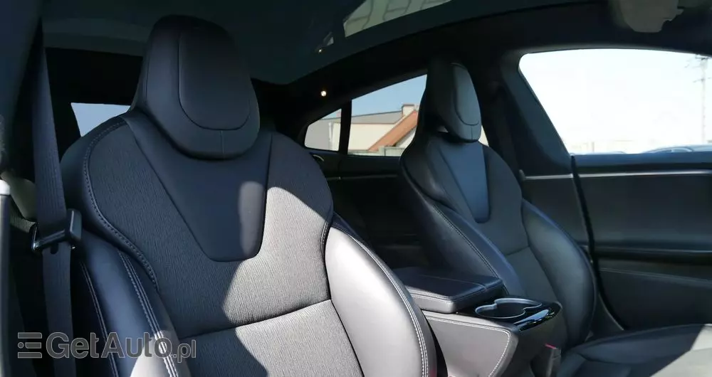 TESLA Model S Long Range Plus