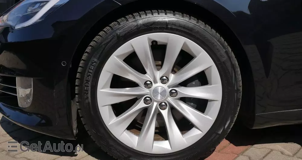 TESLA Model S Long Range Plus