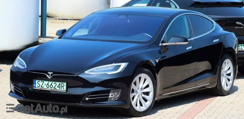 TESLA Model S Long Range Plus