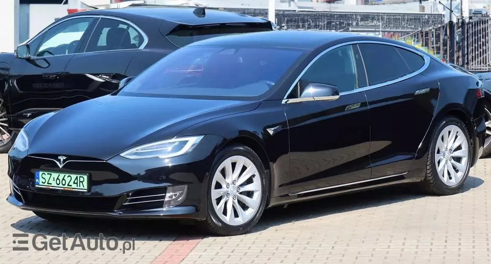 TESLA Model S Long Range Plus
