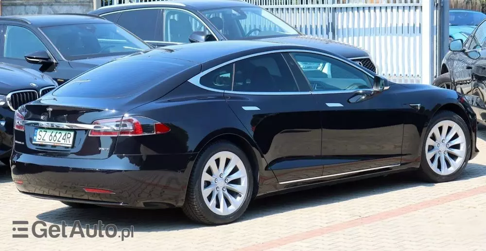 TESLA Model S Long Range Plus
