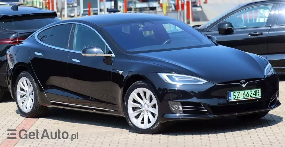 TESLA Model S Long Range Plus