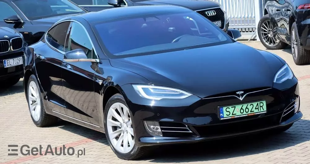 TESLA Model S Long Range Plus
