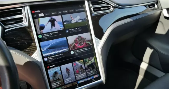 TESLA Model S Long Range Plus