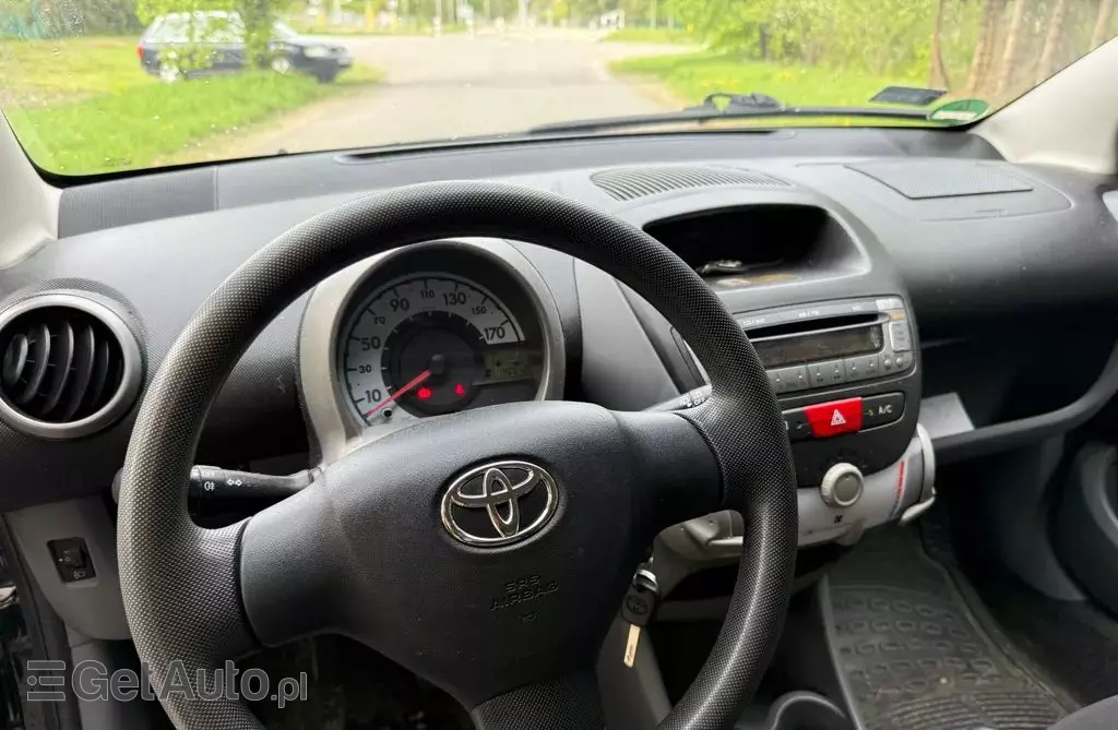 TOYOTA Aygo 