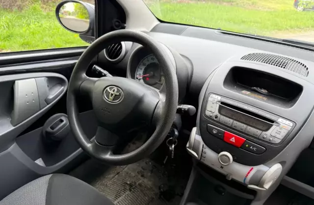 TOYOTA Aygo 