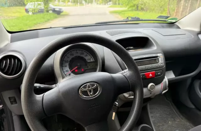 TOYOTA Aygo 