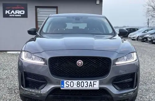 JAGUAR F-Pace 