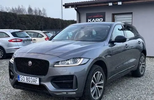 JAGUAR F-Pace 