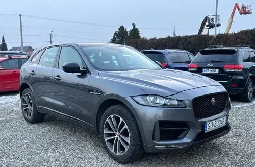 JAGUAR F-Pace 