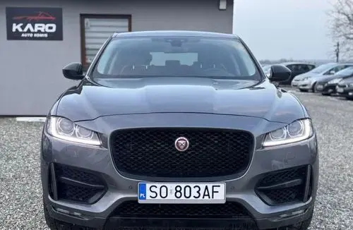 JAGUAR F-Pace 