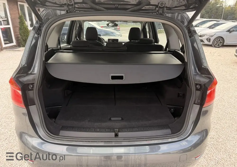 BMW Seria 2 218d Sport-Aut Advantage