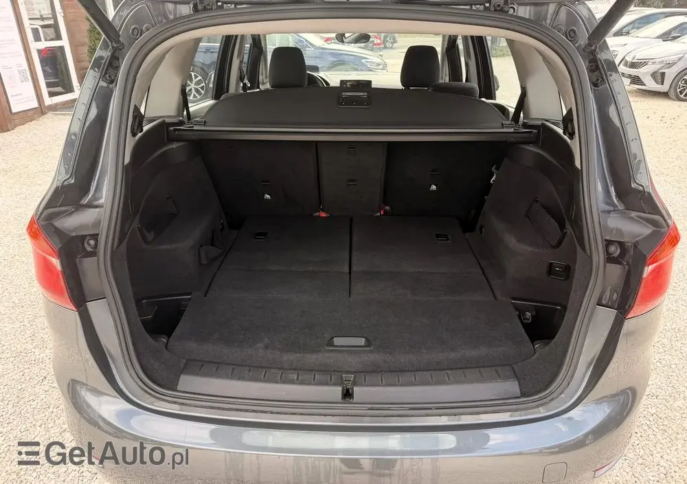 BMW Seria 2 218d Sport-Aut Advantage