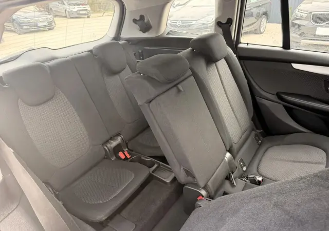 BMW Seria 2 218d Sport-Aut Advantage