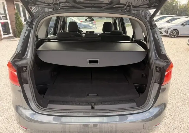 BMW Seria 2 218d Sport-Aut Advantage