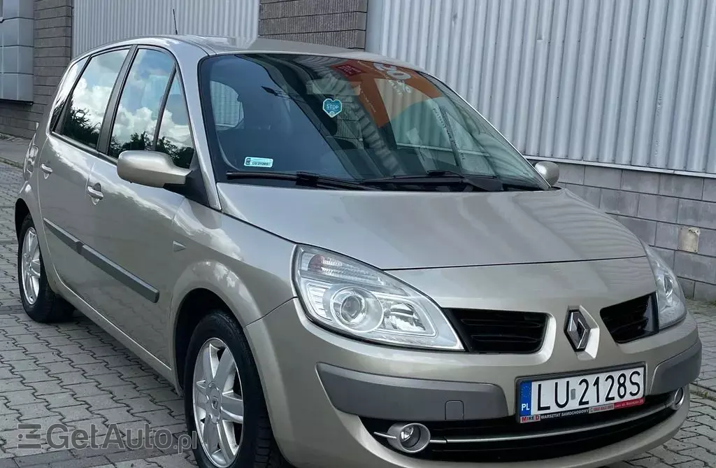 RENAULT Scenic 