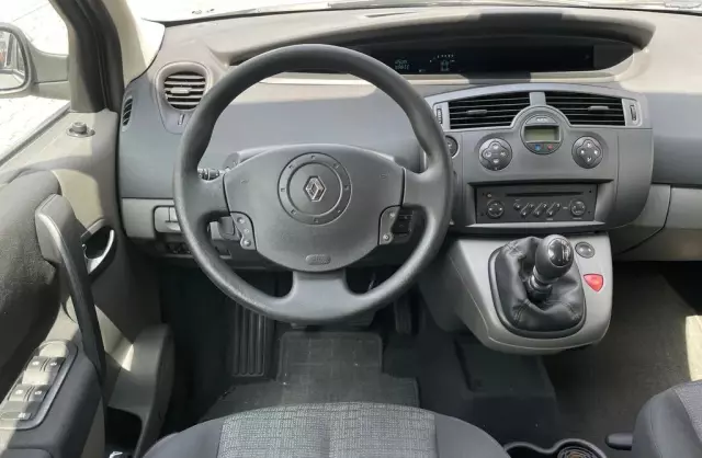 RENAULT Scenic 