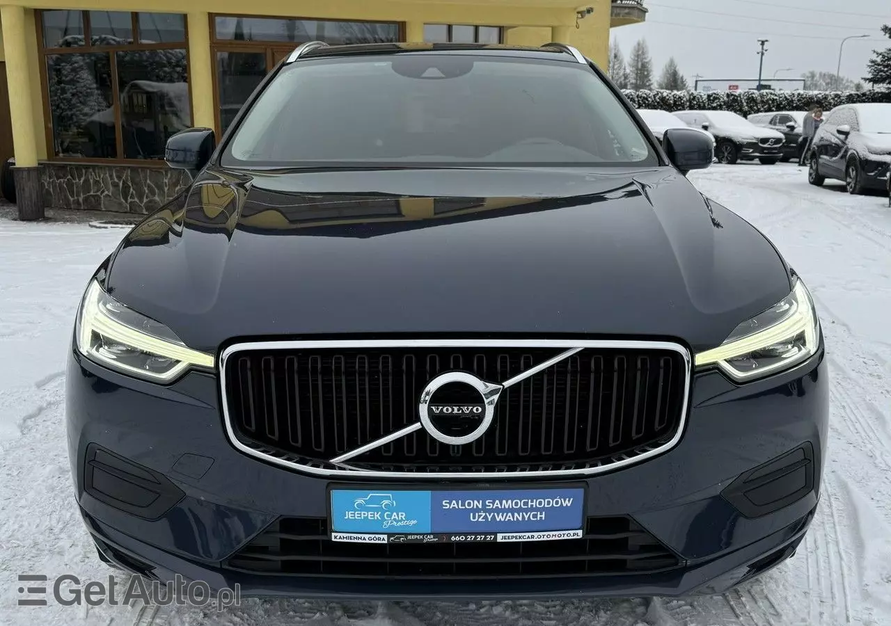VOLVO XC 60 D4 AWD Momentum Pro