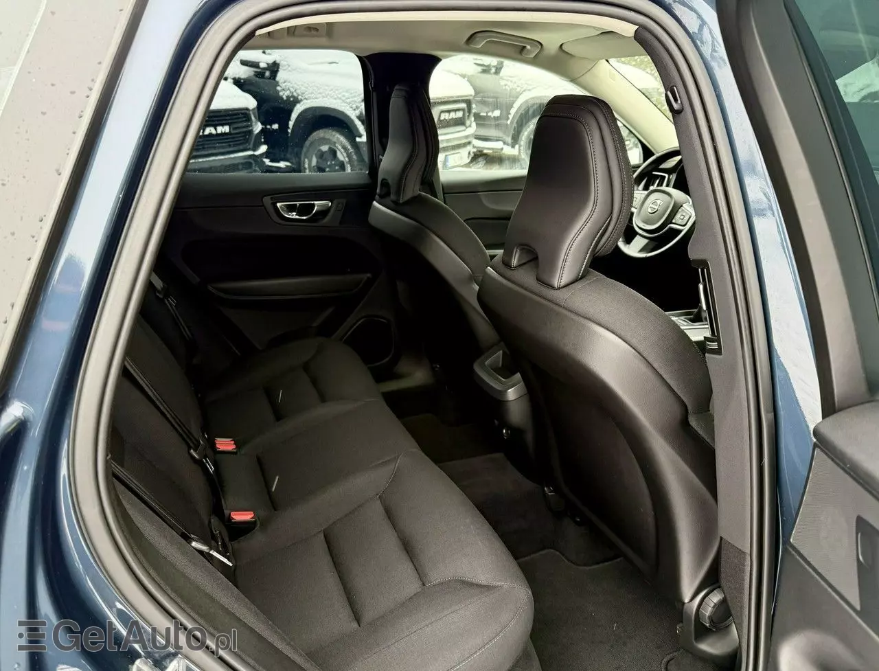 VOLVO XC 60 D4 AWD Momentum Pro