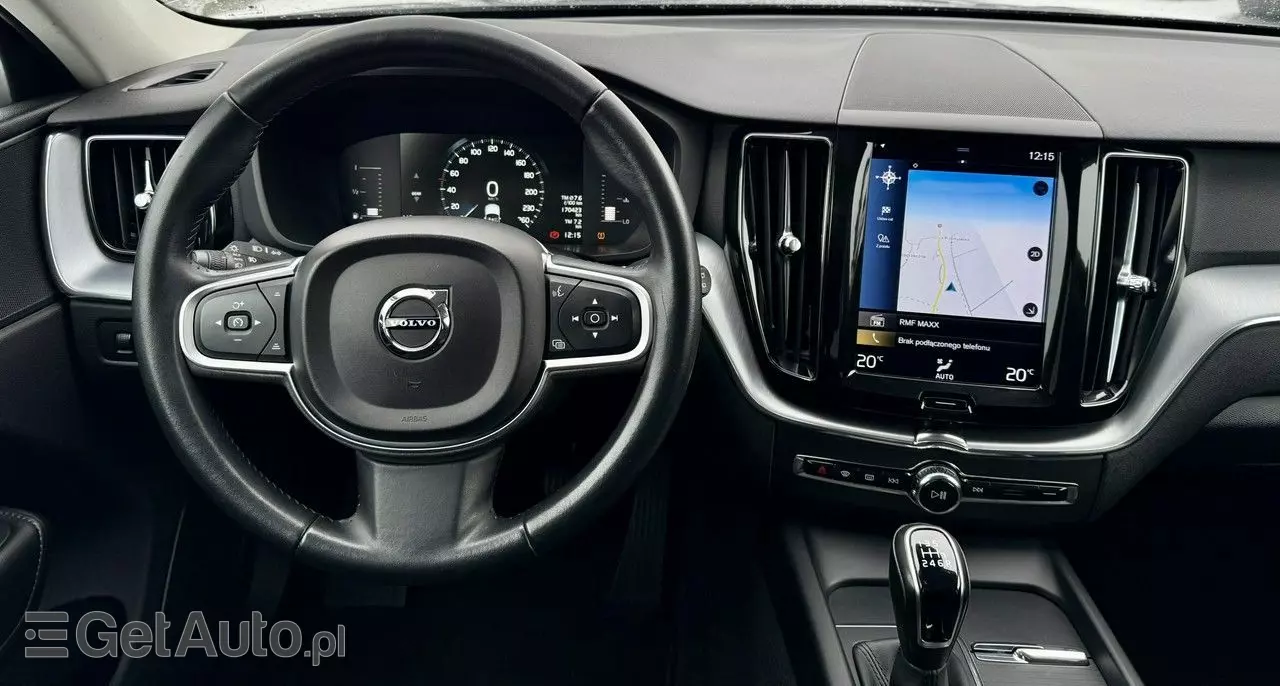 VOLVO XC 60 D4 AWD Momentum Pro