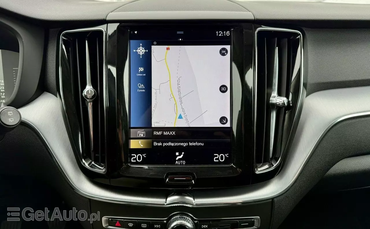 VOLVO XC 60 D4 AWD Momentum Pro