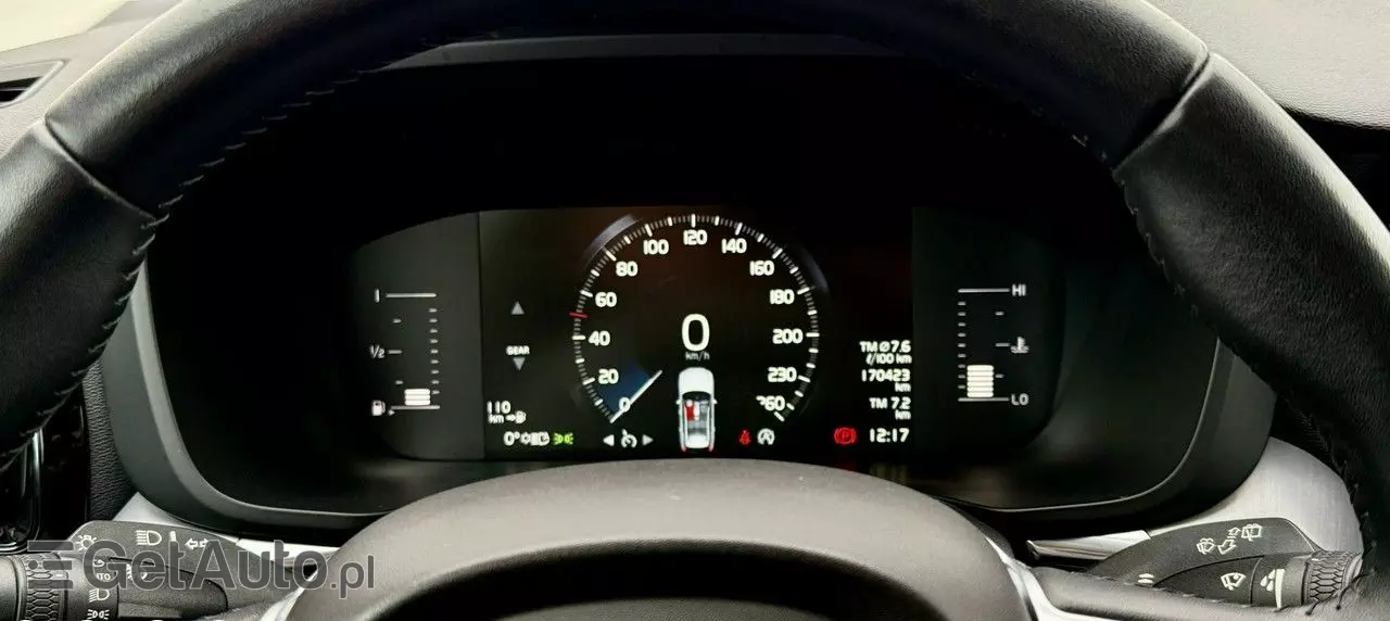 VOLVO XC 60 D4 AWD Momentum Pro