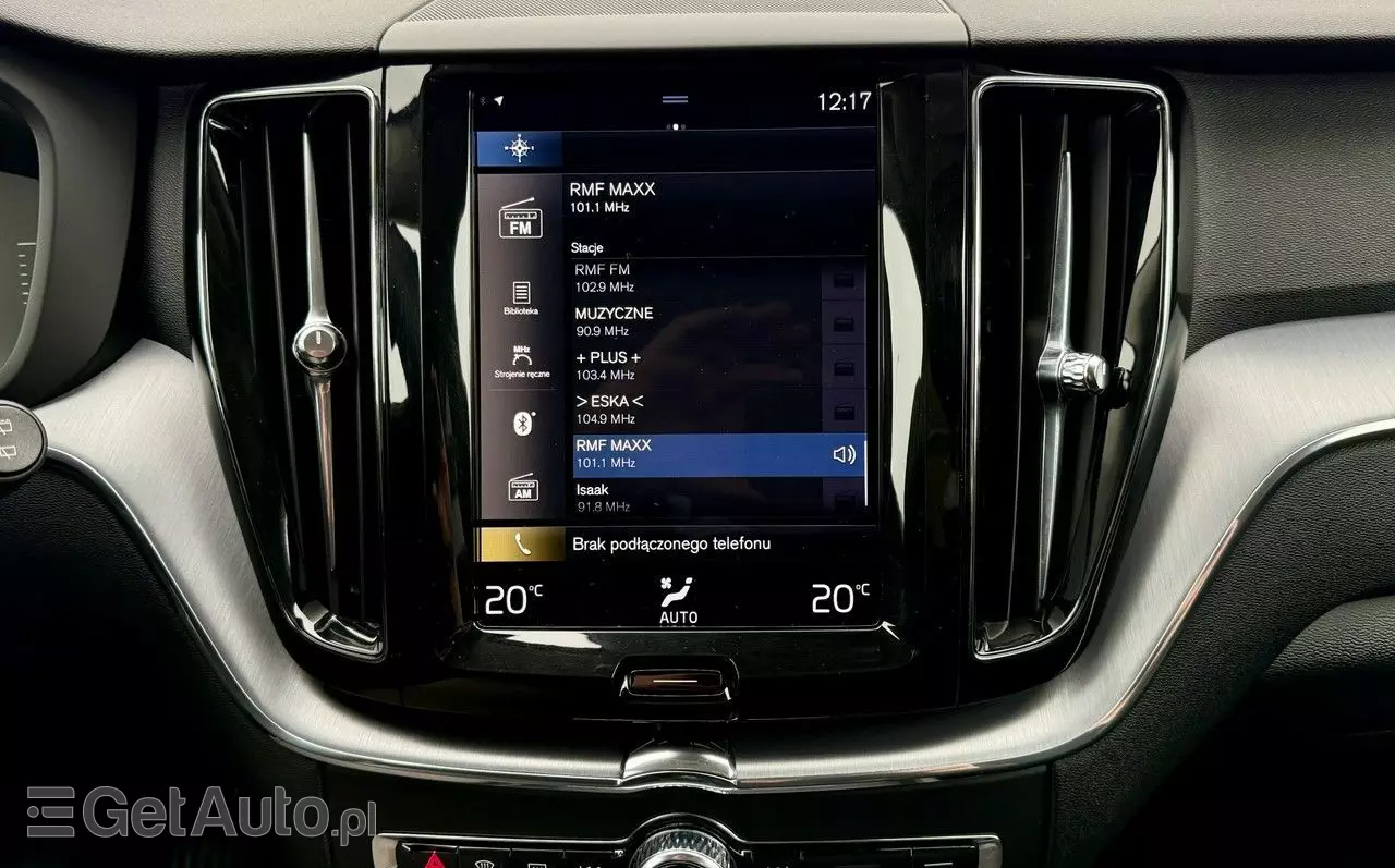 VOLVO XC 60 D4 AWD Momentum Pro