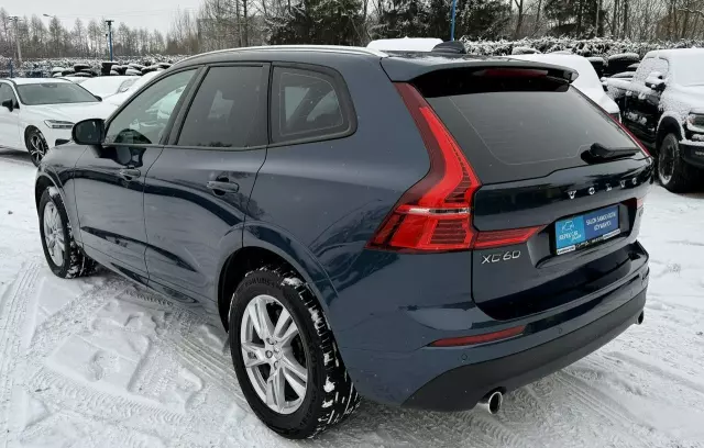 VOLVO XC 60 D4 AWD Momentum Pro