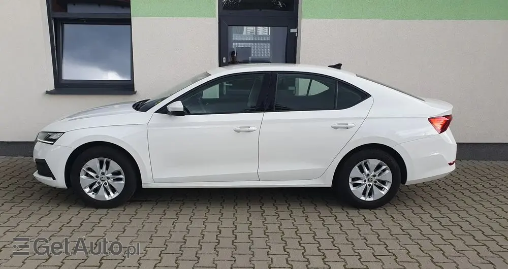 SKODA Octavia 1.0 TSI Active
