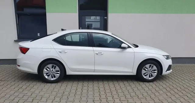 SKODA Octavia 1.0 TSI Active