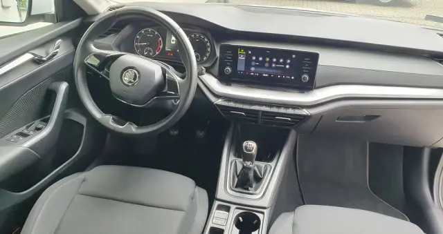 SKODA Octavia 1.0 TSI Active