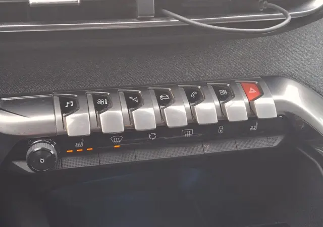 PEUGEOT 3008 1.6 THP Allure S&S EAT6