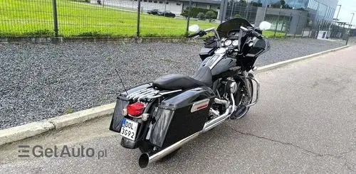 HARLEY-DAVIDSON Road Glide 