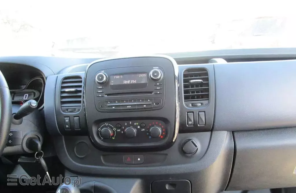 OPEL Vivaro 