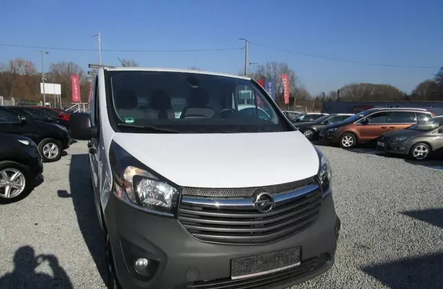 OPEL Vivaro 