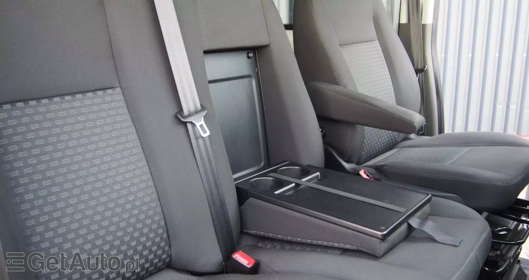 FORD Transit 310 L2H3 Pkw VA MH Trend