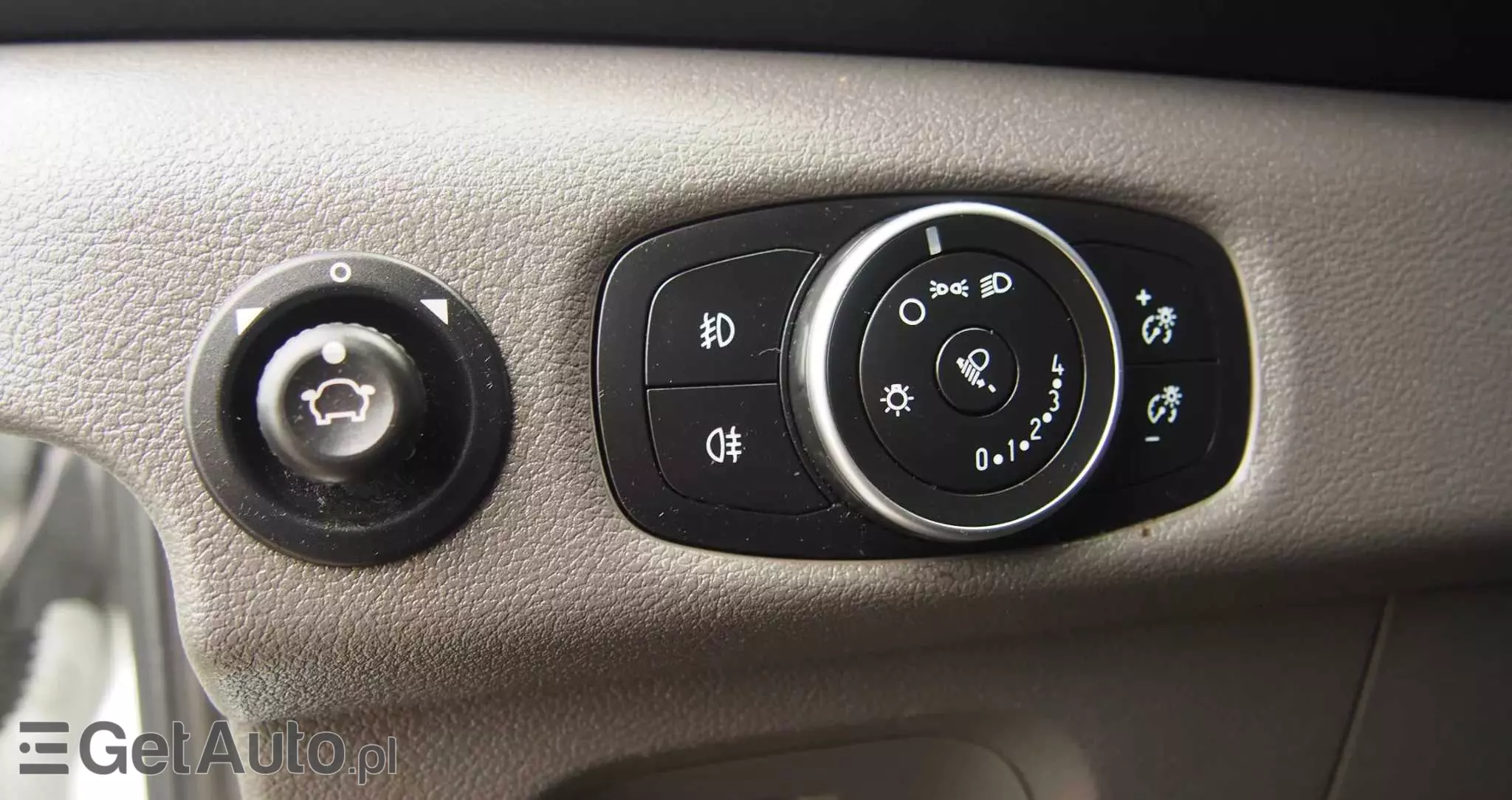 FORD Transit 310 L2H3 Pkw VA MH Trend