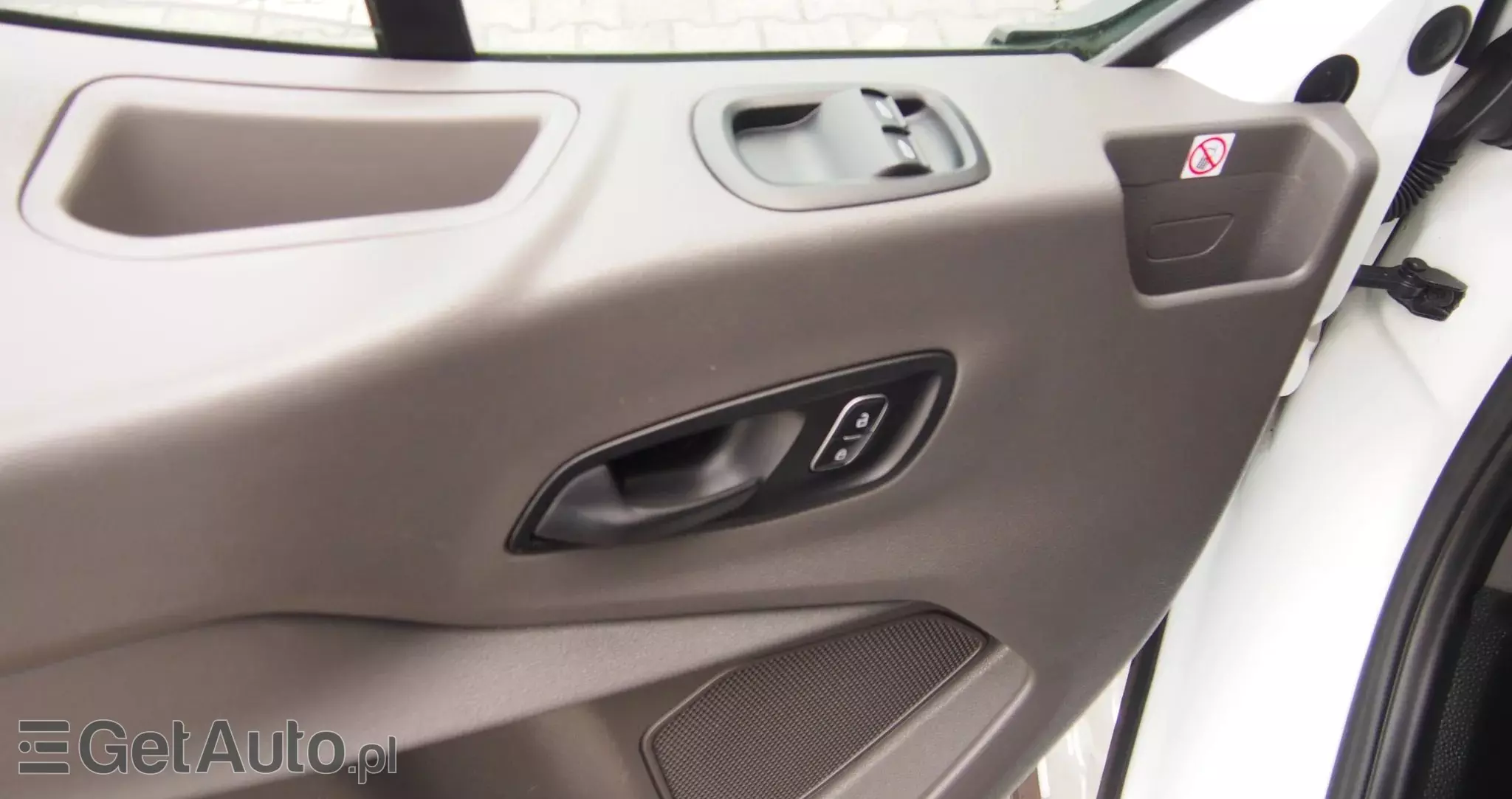 FORD Transit 310 L2H3 Pkw VA MH Trend