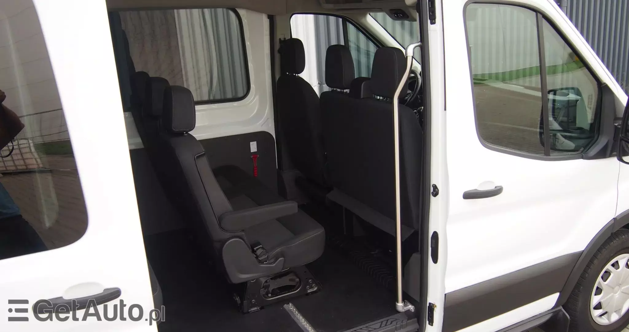 FORD Transit 310 L2H3 Pkw VA MH Trend