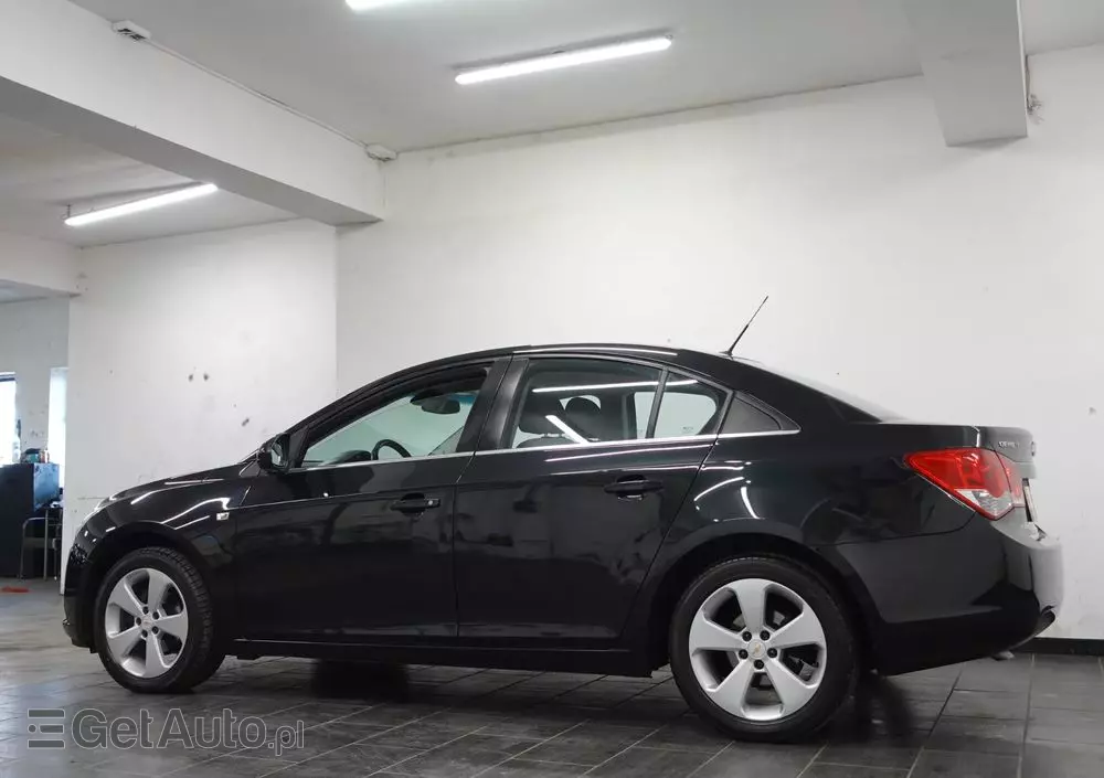 CHEVROLET Cruze 1.8 Automatik LT