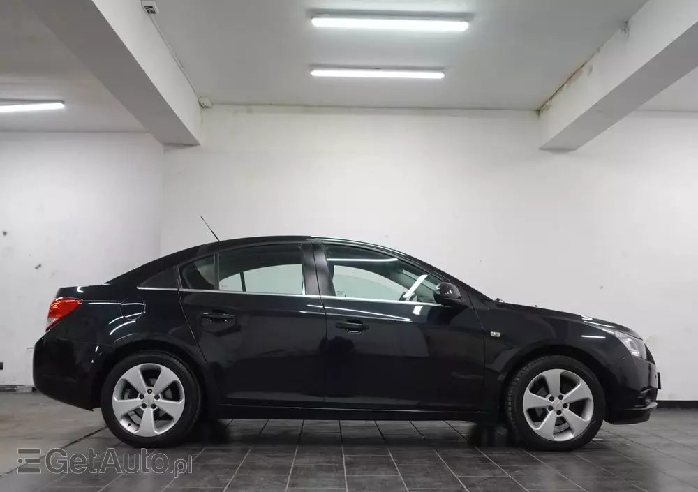 CHEVROLET Cruze 1.8 Automatik LT