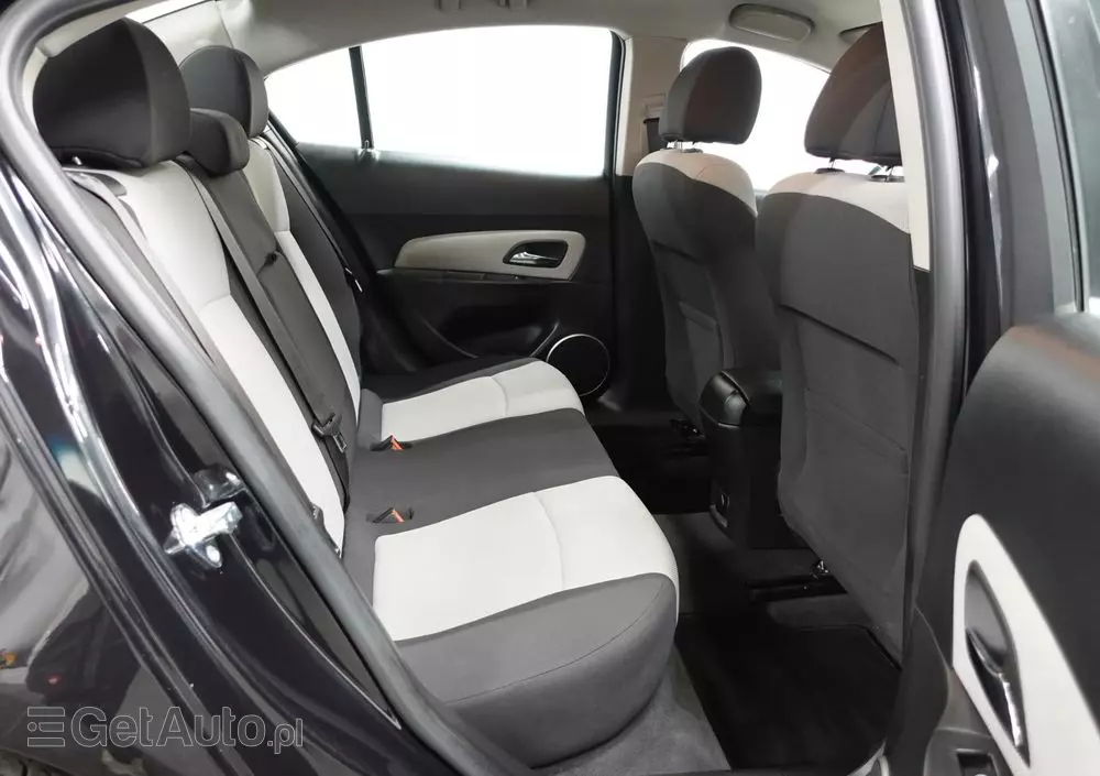 CHEVROLET Cruze 1.8 Automatik LT