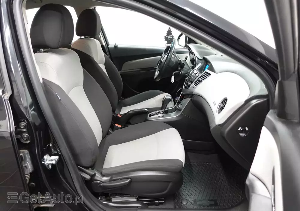 CHEVROLET Cruze 1.8 Automatik LT
