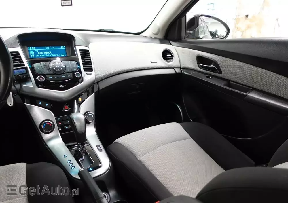 CHEVROLET Cruze 1.8 Automatik LT